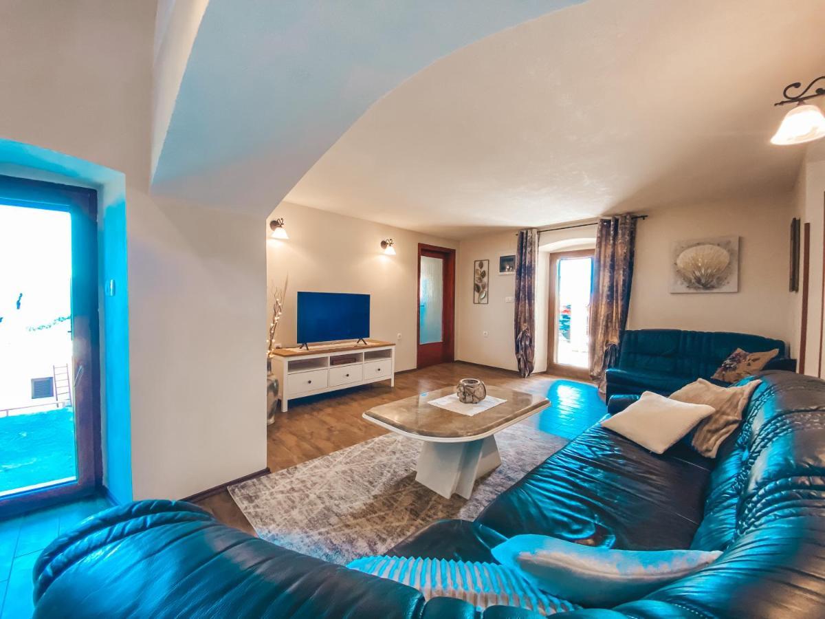 Holiday Home Istra Пломин Экстерьер фото