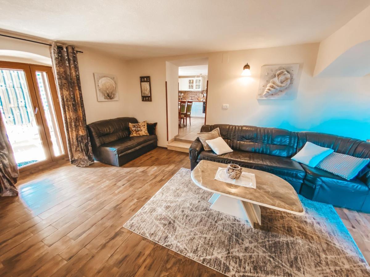 Holiday Home Istra Пломин Экстерьер фото
